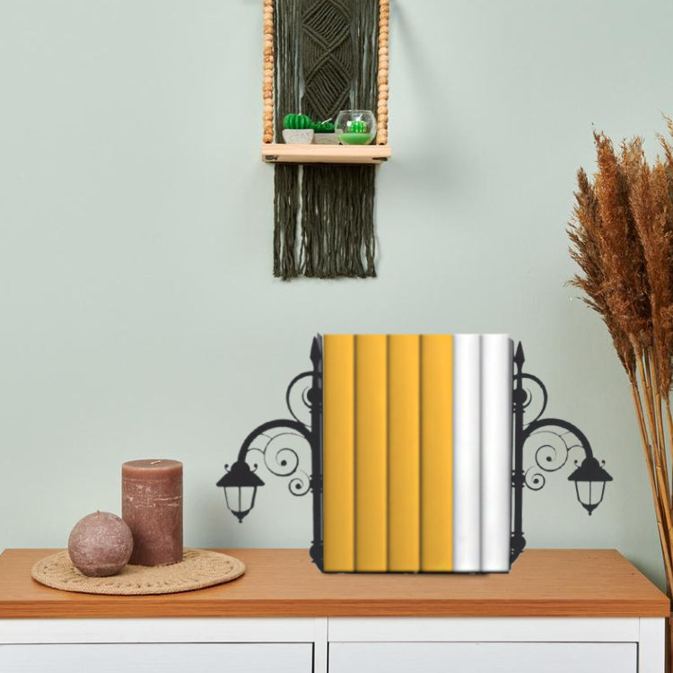 Street Lamp Figured Bookend, Nostagi Themed Book Holder