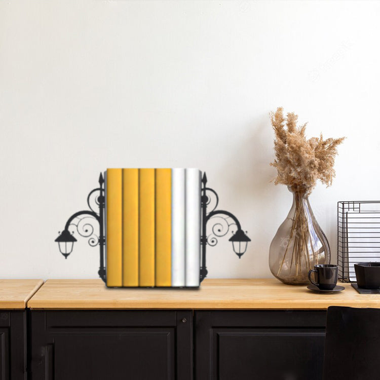 Street Lamp Figured Bookend, Nostagi Themed Book Holder