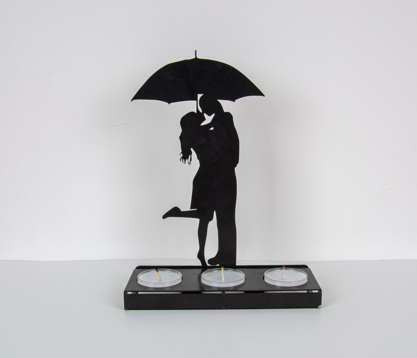 Romantic Couple Metal Candle Holder Under Umbrella