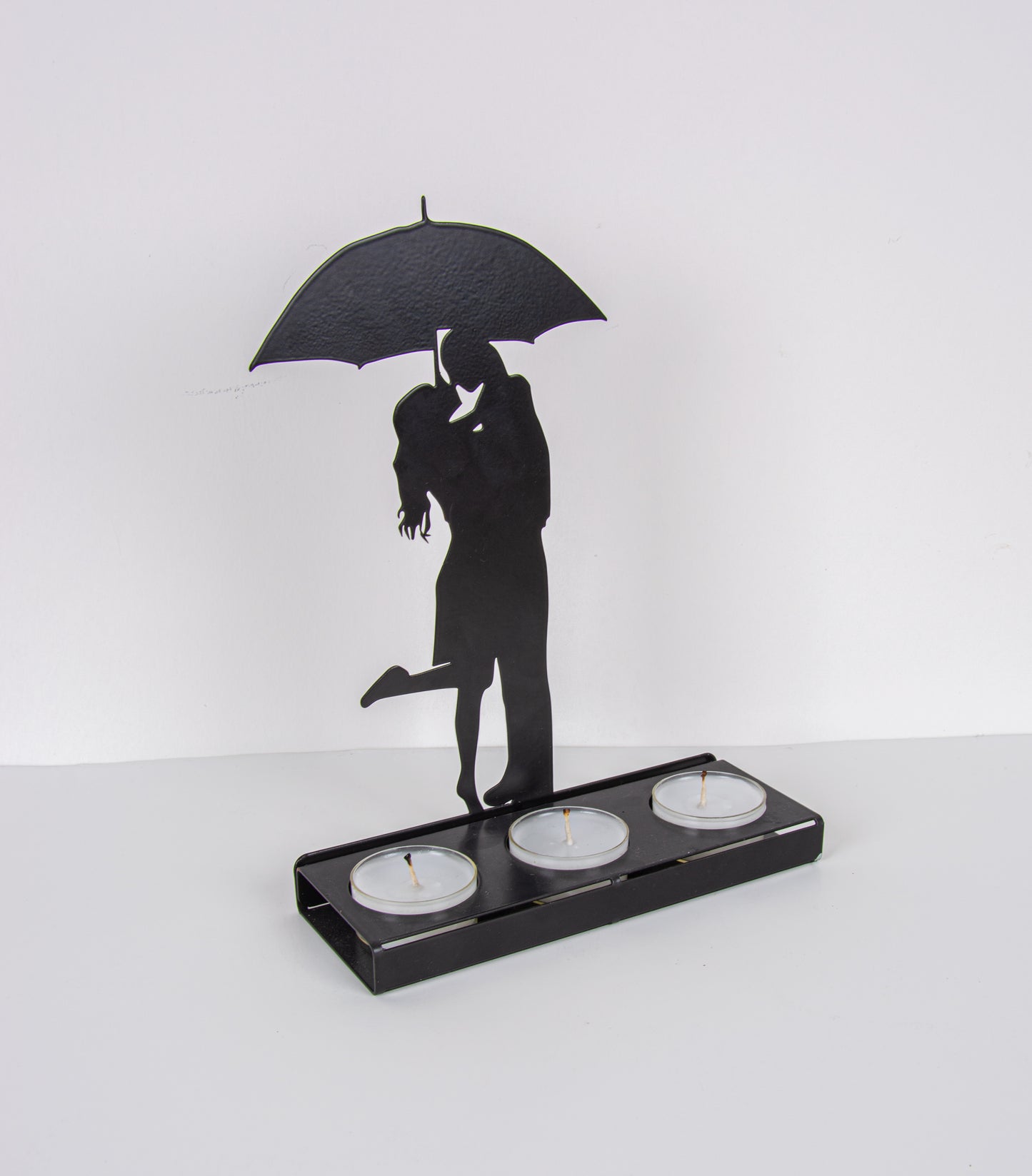 Romantic Couple Metal Candle Holder Under Umbrella