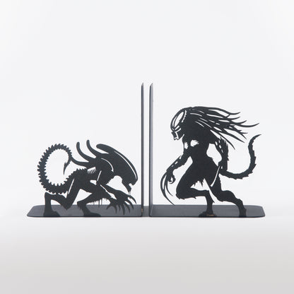 Alien and Predator Book End, Alien Silhouette Bookends, Super Heroes Book Stands, Predator Figured Book Holders, Gift for Kids, Prometheus Themed Book Ends, Space Themed Book Ends