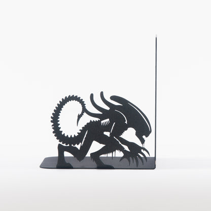 Alien and Predator Book End, Alien Silhouette Bookends, Super Heroes Book Stands, Predator Figured Book Holders, Gift for Kids, Prometheus Themed Book Ends, Space Themed Book Ends
