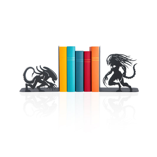 Alien and Predator Book End, Alien Silhouette Bookends, Super Heroes Book Stands, Predator Figured Book Holders, Gift for Kids, Prometheus Themed Book Ends, Space Themed Book Ends